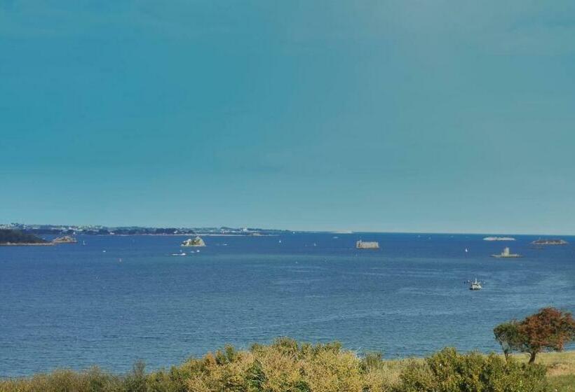 Kermartin   Maison De Famille Avec Vue Sur La Baie De Morlaix