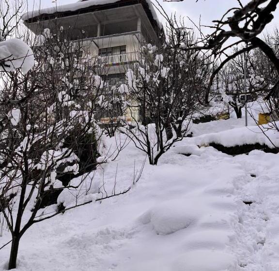 La Heim Hostels