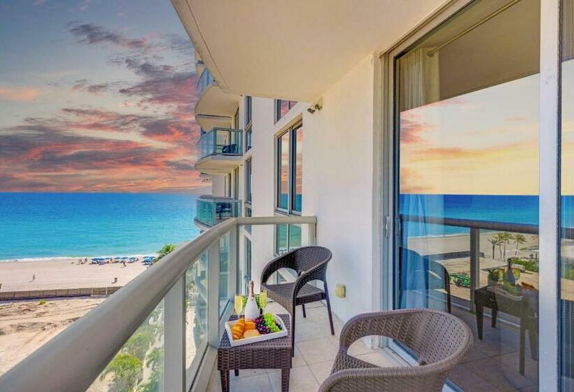 Beachfront Resort Pool Ocean View Balcony Gym