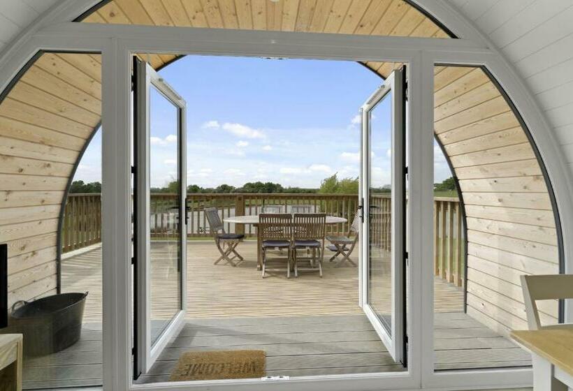 Finest Retreats The Chicken Coop