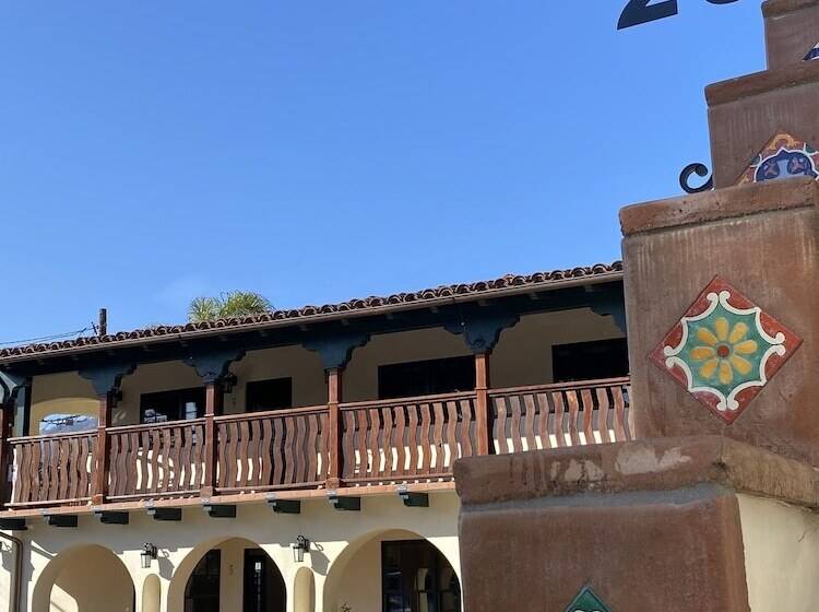 Tide Pool Villas