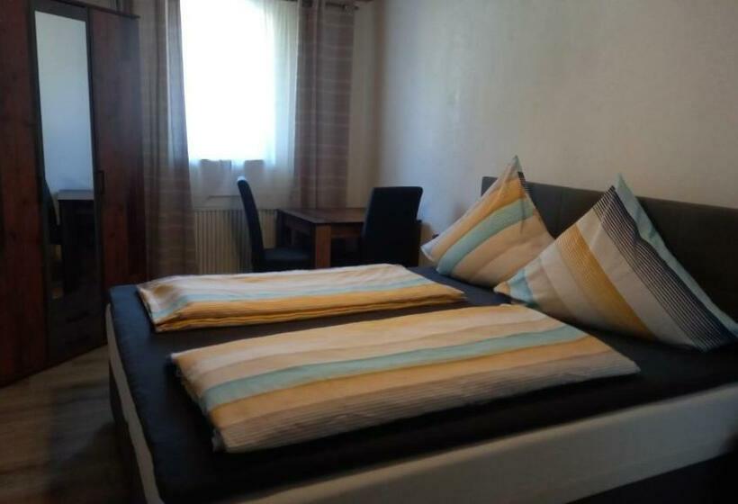 호텔 Zum Goldenen Fass