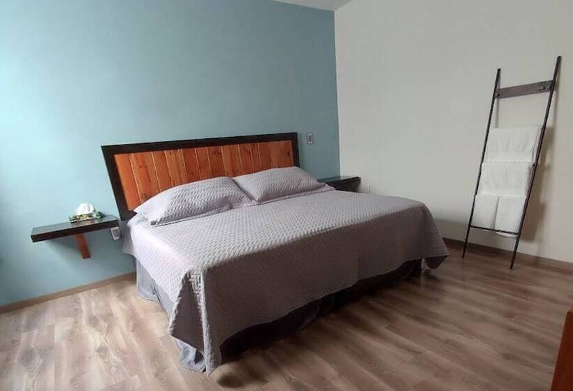پانسیون El Salto De Camela Hostal