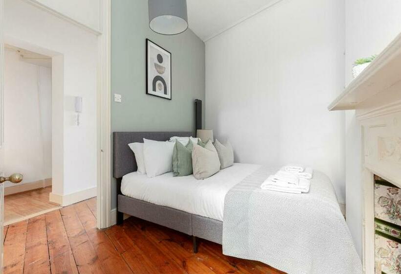 The Goldhawk Road Apartments