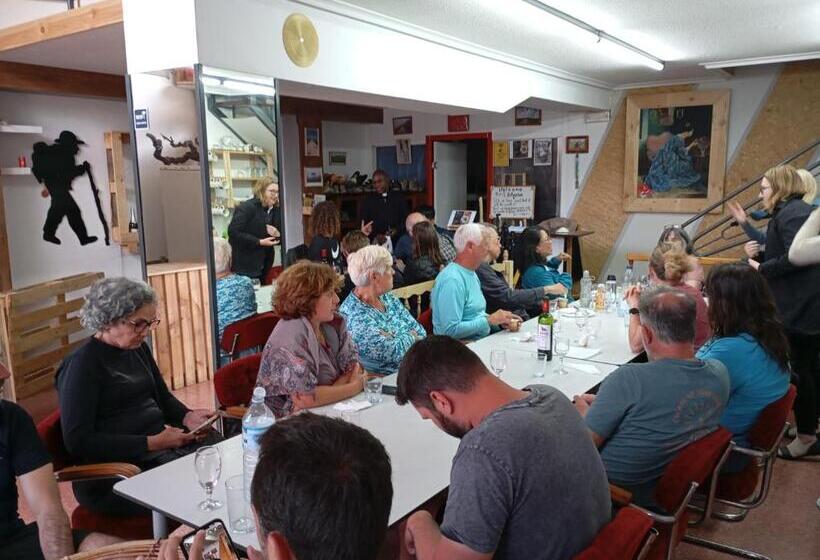 הוסטל El Peregrino Najerino