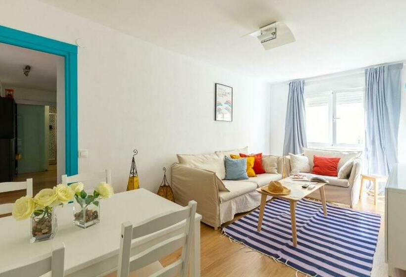 Colours Apartment And Garage Historical Center 4 Pax