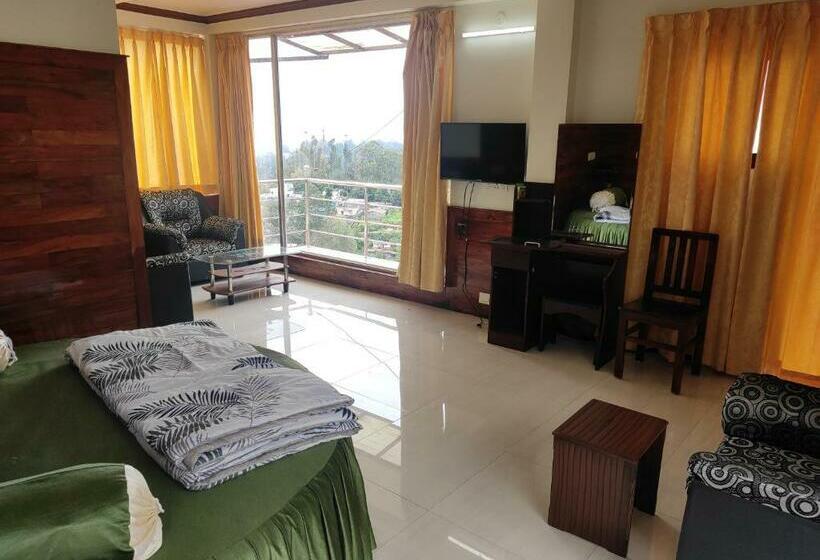 هتل The Jacks Hilltop Kodai