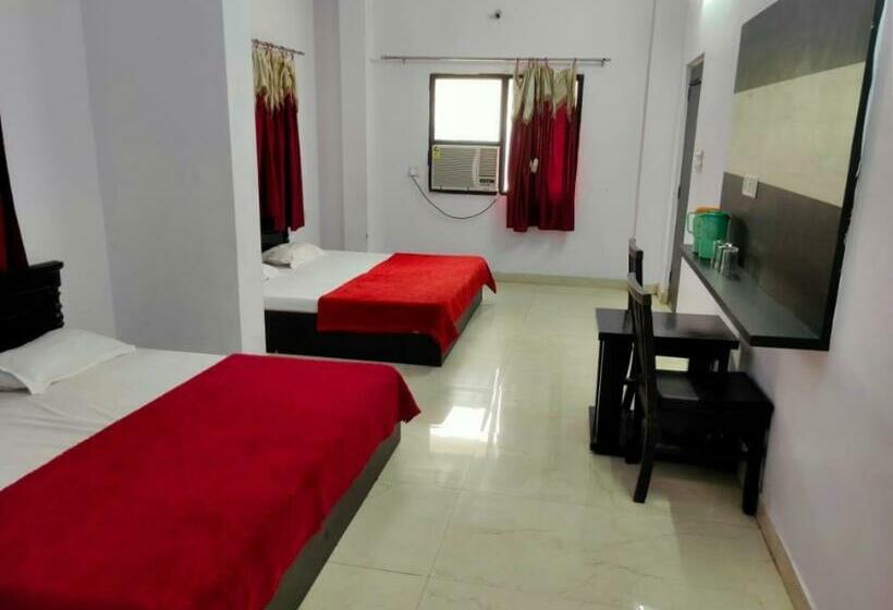 ホテル Virasat Residency By Wb Inn