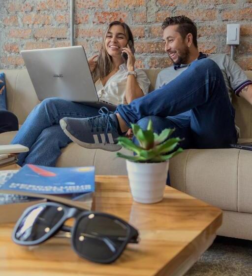 Ventiuna Hotel Y Coliving