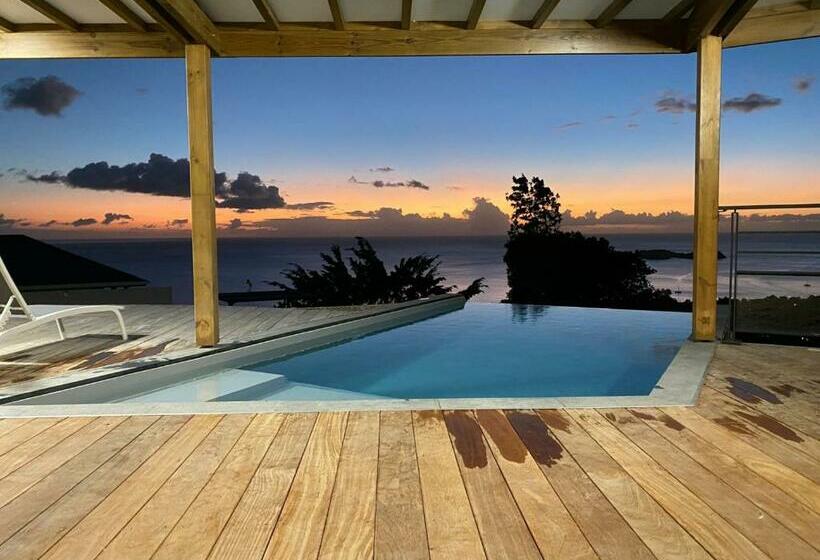 Calypso Bay