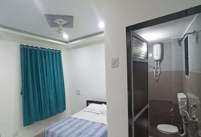 بنسيون Starlight Resort