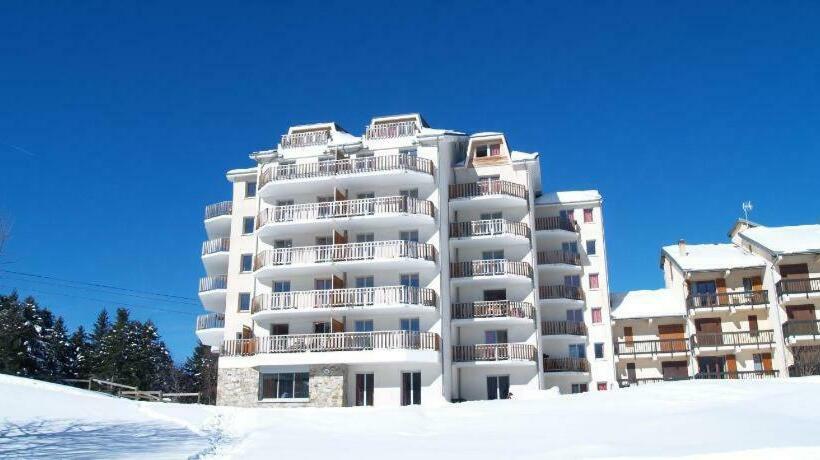 4 6 Pers Pieds Des Pistes Piscine Balcon Bonascre Ax