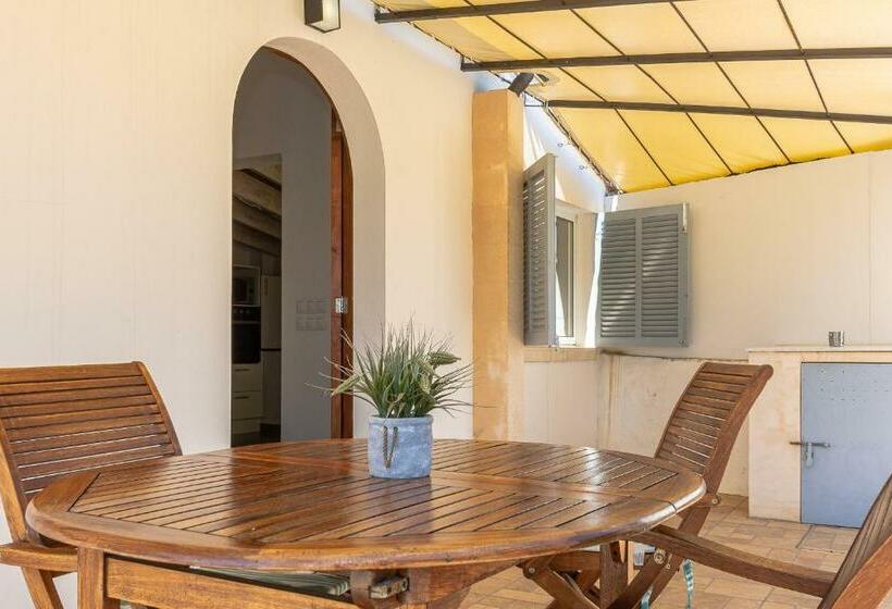 Villa Les Oliveres Petites De Un Dormitorio
