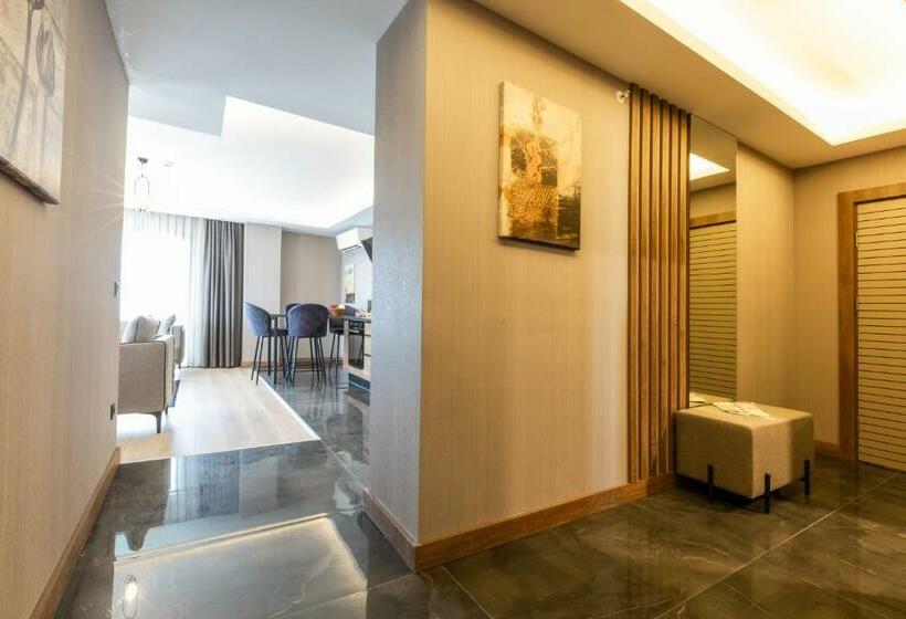 Nehi̇r Otel
