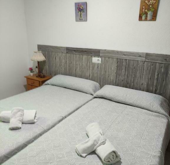 פנסיון Hostal Restaurante Bar Cafeteria La Melchora
