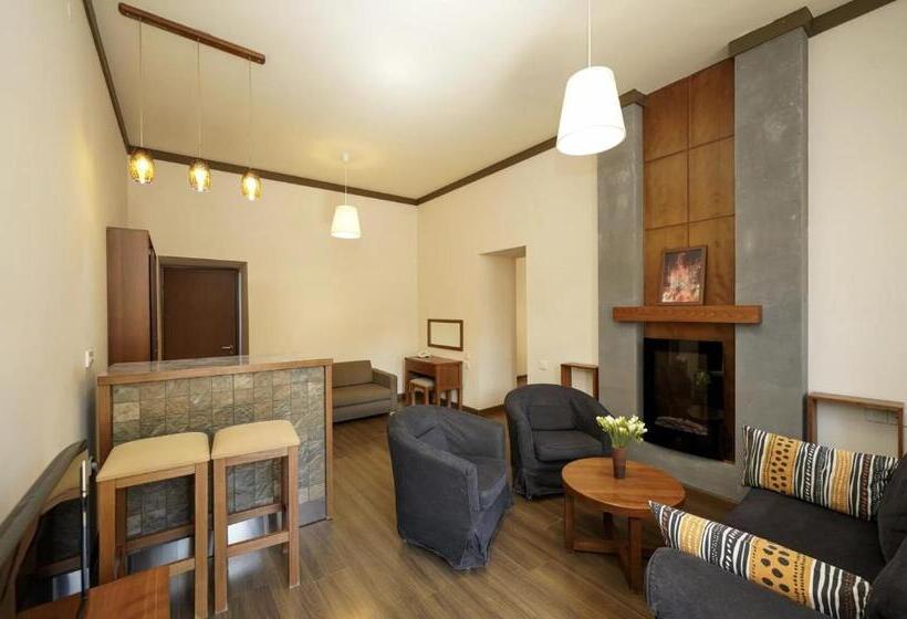 هتل Sochut Resort Stepanavan