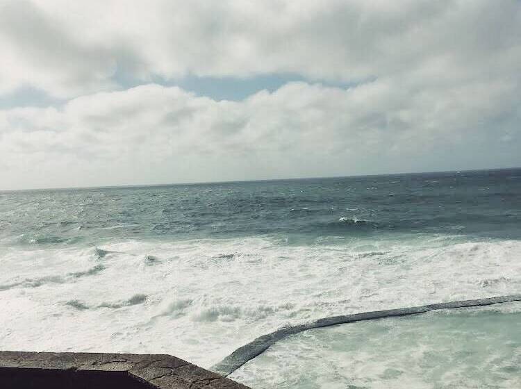 민박 Azenhas Do Mar Valley House