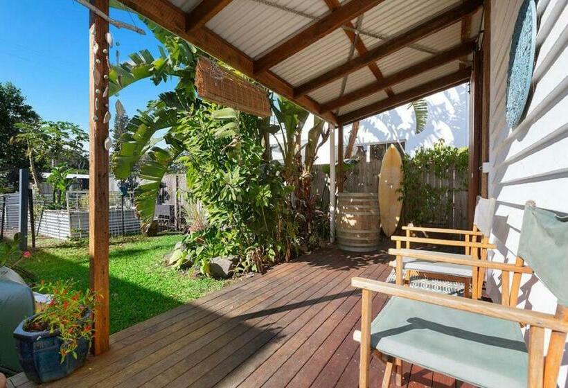 Landsborough Pde 122 Golden Beach