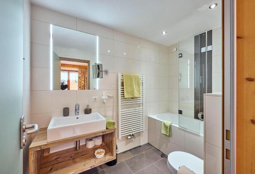 تختخواب و صبحانه Pension Widderstein