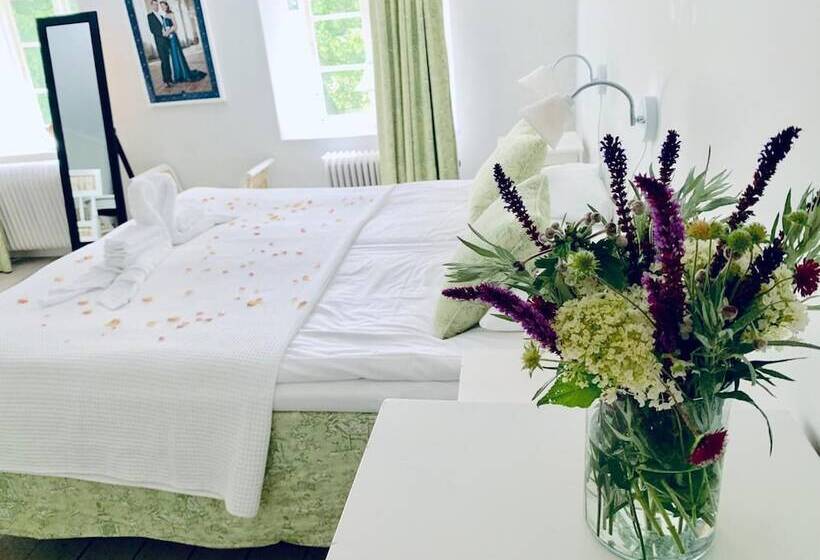 Drottning Victorias Hotell Och Vilohem