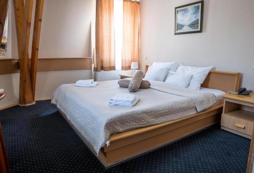 Garni Hotel Panorama Lux