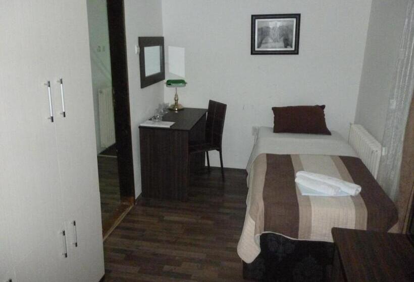 Gros Hotel   Leskovac