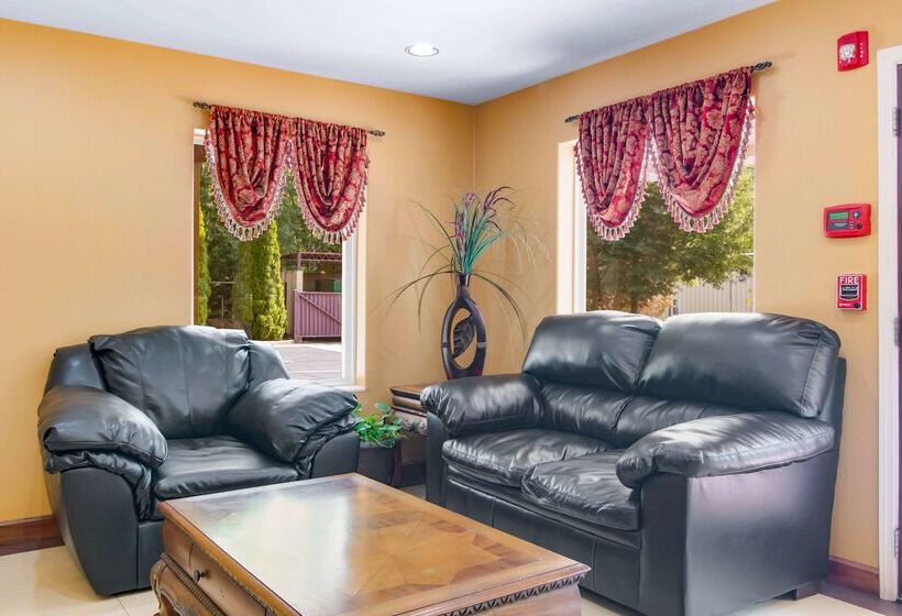فندق Americas Best Value Inn   Mableton