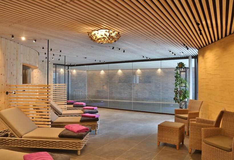 هتل Appartement Roggal