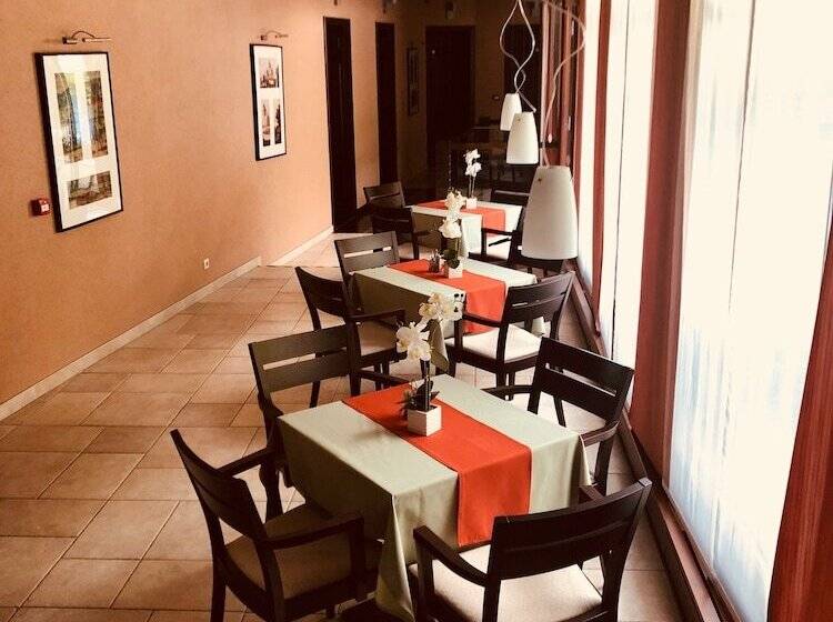 酒店 Bazilika Alatt Panzió