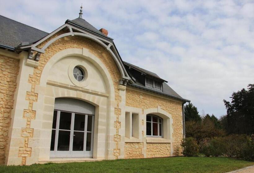 בית מלון כפרי Château De La Menaudière