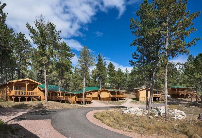 هتل Rock Crest Lodge And Cabins