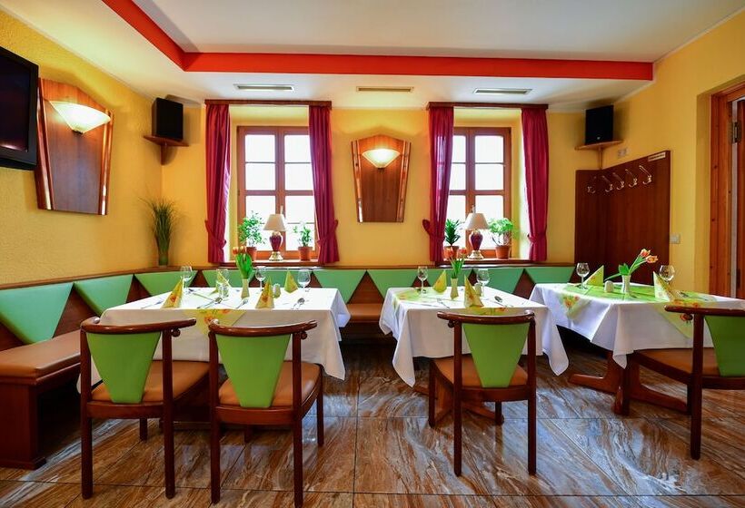 호텔 Zum Goldenen Löwen