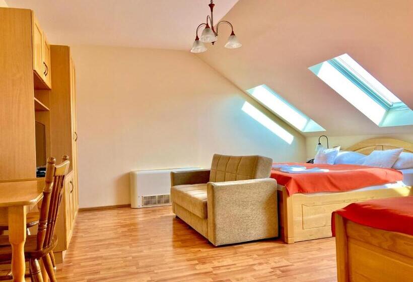 Hét Vezér Apartman