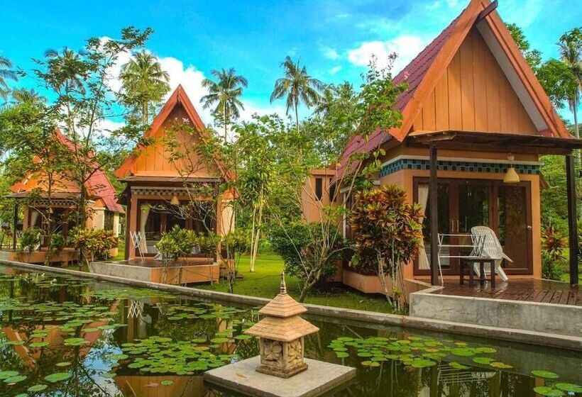 Ko Kut Ao Phrao Beach Resort