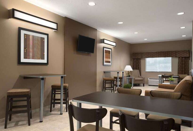 בית מלון כפרי Sonesta Essential Fairmont