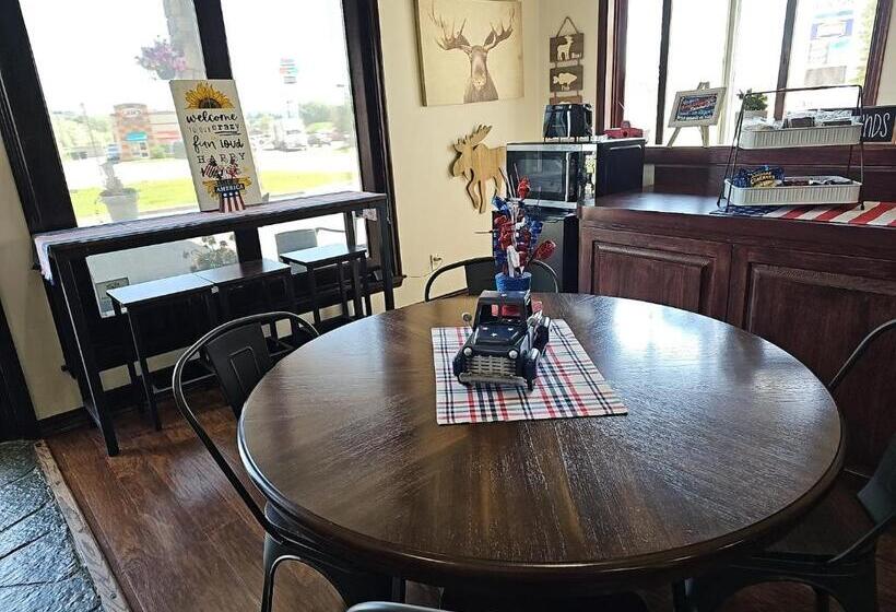 모텔 Jefferson Inn