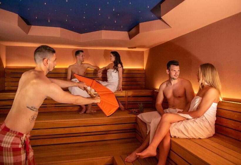 Mesés Shiraz Hotel Superior Adults Only