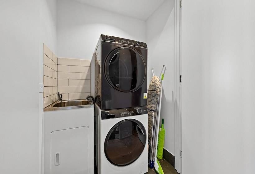 Staycentral   Boulevard Gardens