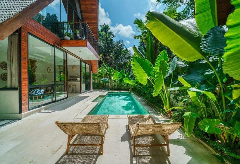 Villa Kirana Designer 2 Bedroom Villa With Pool In Pererenan