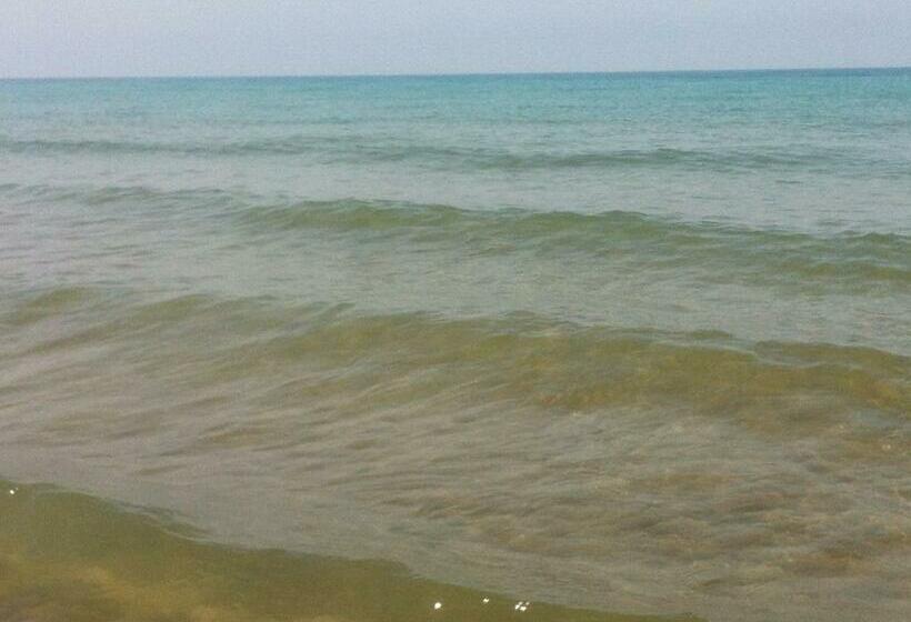 Giardino Nord   Il Mare A Pochi Passi