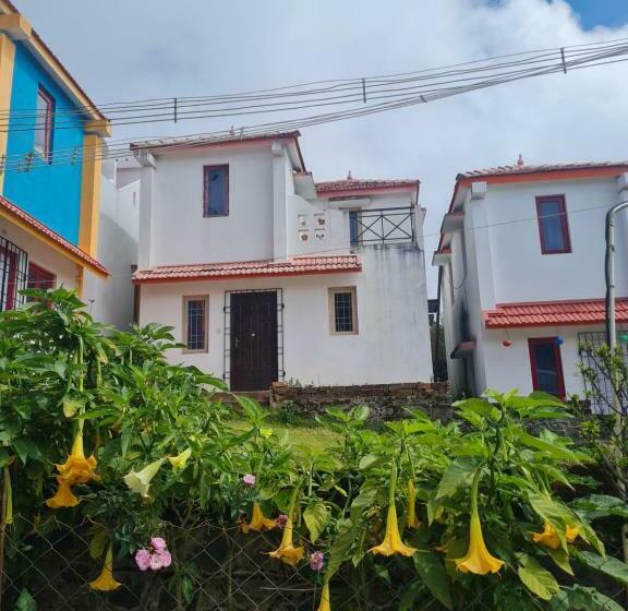 Misty Villa Kitchen, Free Wifi, Pvt Garden, 3bhk Villa