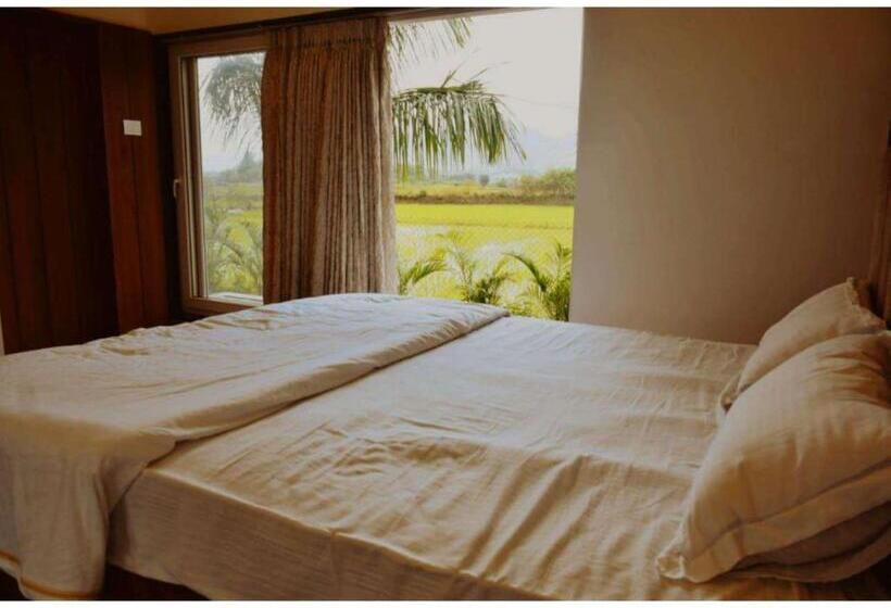 White Conch 2br