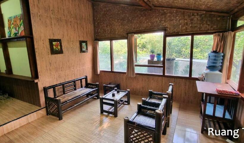 Rumah Bambu Jid