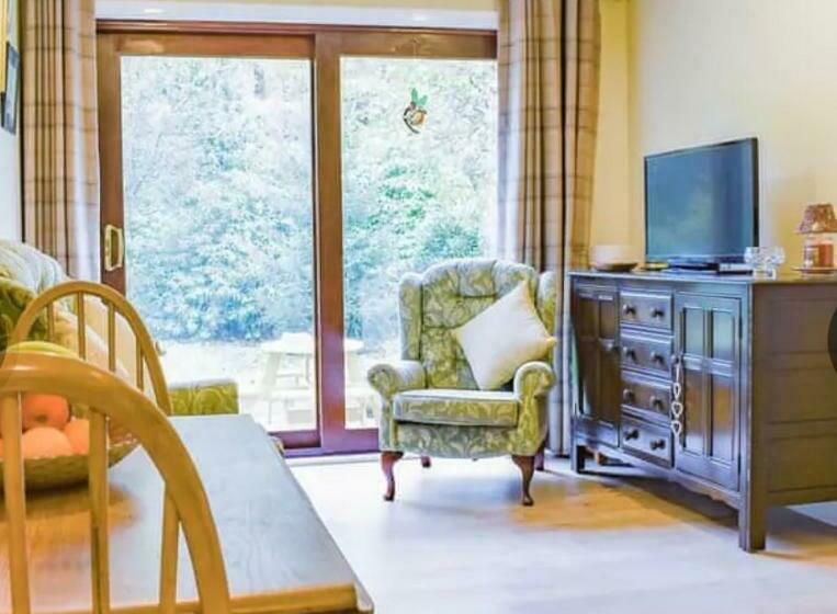 Drummond Neuk Pets Welcome Free, Country Setting, Free Onsite Parking