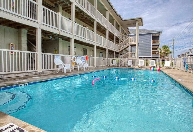 Beautiful Beachfront Oceanfront First Floor 2br 2ba Condo In Cherry Grove, North Myrtle Beach! Renov