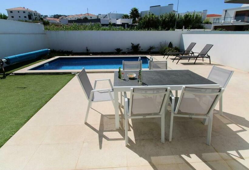 Casa Da Praia   By Sch