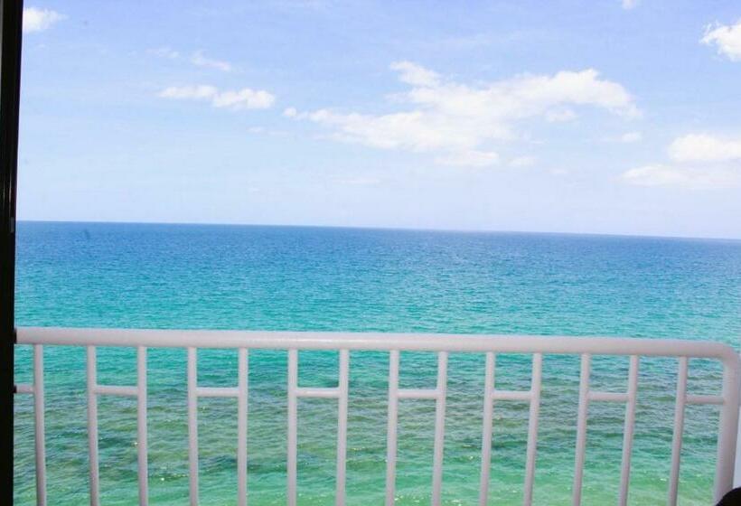 Beachfront 2 Bdr Unit At Victoria Del Mar 4e