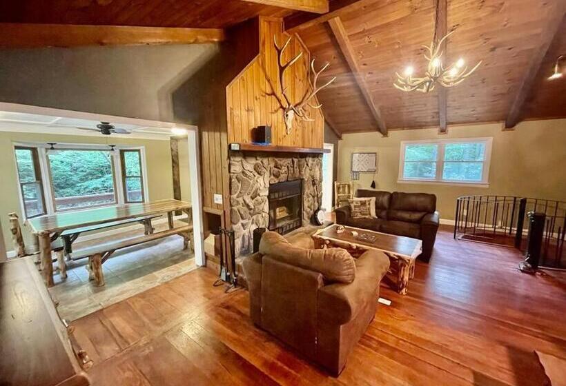 Cozy Creekside Cabin 35m To Boone