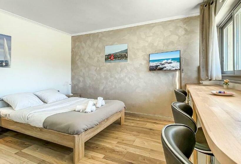 Homey Calvin New / Free Parking / Proche Tram