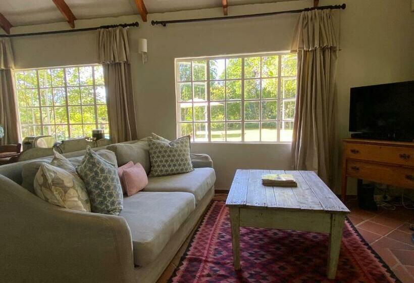 Yellowwoods Farm Pool Cottage